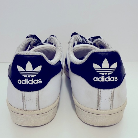 Adidas Superstar White and Black Sneakers - 4.5 - Picture 5 of 11